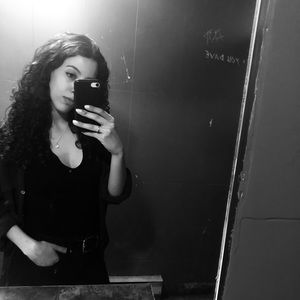 Meet your Posher, Laura